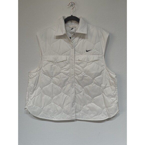 Nike Womens Sportswear Essential Vest White NWT Sz Large Snap FB8737-133 $90 - Picture 3 of 13
